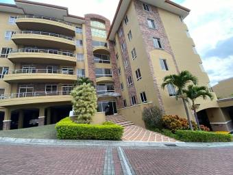 Alquiler de apartamento moderno amoblado con balcón y vistas #27-796 GS