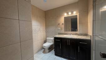 Alquiler de apartamento moderno amoblado con balcón y vistas #27-796 GS