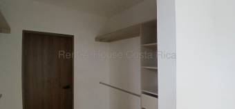 Alquiler de casa moderna en condominio en Guachipelín de Escazú #27-815 GS