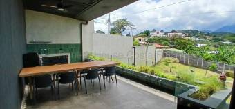 Alquiler de casa moderna en condominio en Guachipelín de Escazú #27-815 GS