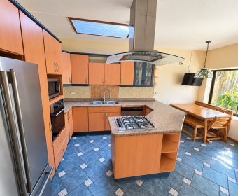 Casa a la venta en Santa Ana