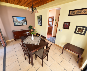Casa a la venta en Santa Ana