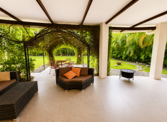 Casa de 2 plantas en alquiler y en venta en Ciudad Hacienda Los Reyes