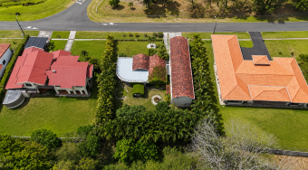 Casa de 2 plantas en alquiler y en venta en Ciudad Hacienda Los Reyes