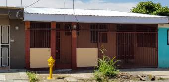 VENDO CASA RECIÉN REMODELADA EL ROBLE PUNTARENAS