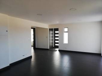 Hermoso e impecable apartamento, nuevo, amplio e iluminado 19-1271