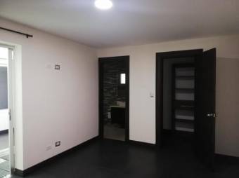 Hermoso e impecable apartamento, nuevo, amplio e iluminado 19-1271