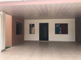 TERRAQUEA Condominio en Taras de Cartago, Piscina y Rancho . 3 HAB Y 2 BAÑOS. Entrega inmediata