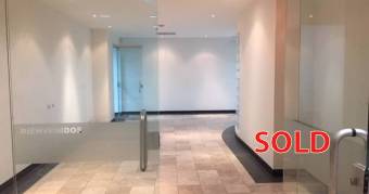 Alquiler oficina Santa Ana En oficentro 564m2 a $12.232 (O-633)
