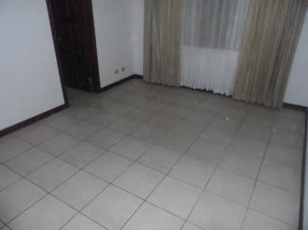 RS Vende Amplia Casa en Condominio de Santa Ana Listing 17-888