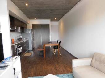 se vende apartamento moderno tipo loft incluye muebles y cuota condominal de bajo coste / 18-751