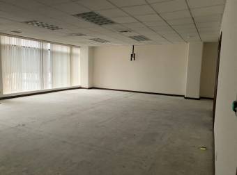 Alquiler oficina Sabana 398m2 en Oficentro (O-160F)