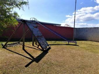 se vene casa con mucha iliminacion natural y ventilacion en barva heredia 20-483