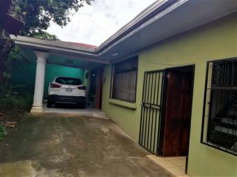 Se vende casa independiente con apartamento y lote grande 20-1877