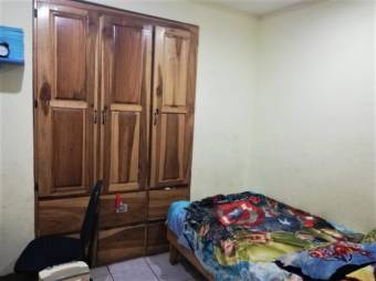 Se vende casa independiente con apartamento y lote grande 20-1877