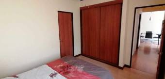 se vende precioso apartamento en Rohrmoser 20-2202