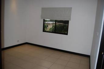 se vende espaciosa casa contemporanea en santa ana centro 20-1088