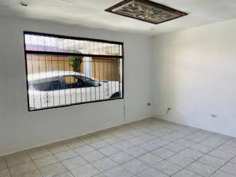 se vende casa independiente con apartamento y mucha  zona verde 