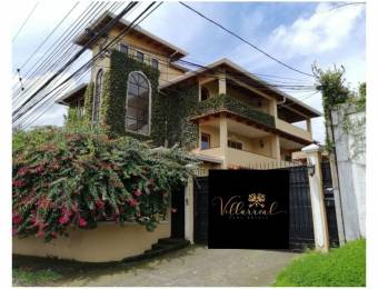 V#26 Amplia casa en venta en condominio/ Curridabat