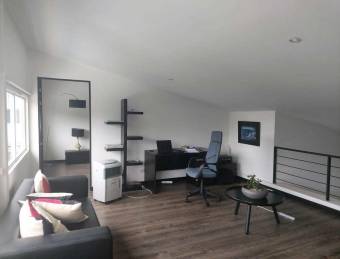 se alquila espacioso apartamento tipo loft en santa ana  centro 20-2117