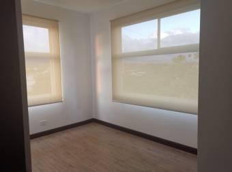 se alquila moderno apartamento con excelente vista a las montañas en santo domingo de Heredia 21-156