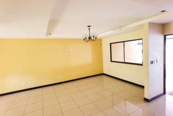 Venta de casa en residencial, La Unión Cartago