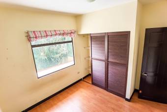 Venta de casa en residencial, La Unión Cartago