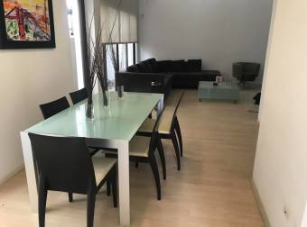 Venta de Casa en Escazú, Tipo Townhouse. 21-94a