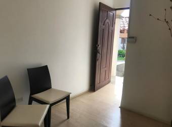 Venta de Casa en Escazú, Tipo Townhouse. 21-94a