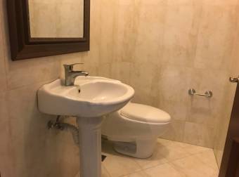 se alquila apartamento full amoblado con excelente vista en esacazu 20-1913