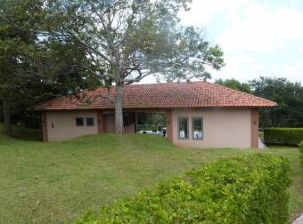 Venta de Casa en Alajuela, Materiales de Ultima generación. 20-1483a