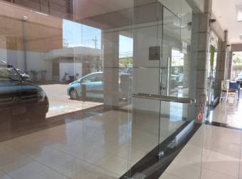 Venta de Local en Escazú, en Moderno Centro Comercial. 19-1261, $ 180,000, 1, San José, Escazú