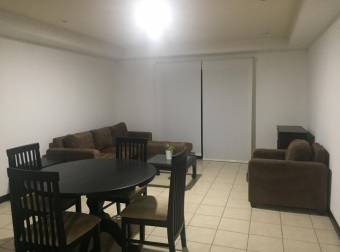 Alquiler de Apartamento en Escazú. 21-43a