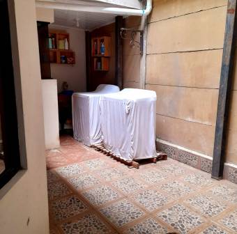 Valiosa propiedad con apartamentos, casa espaciosa con 2 apartamentos en Residencial, Tres Ríos, tot Valiosa propiedad con apartamentos, casa espaciosa con 2 apartamentos en Residencial, Tres Ríos, tot