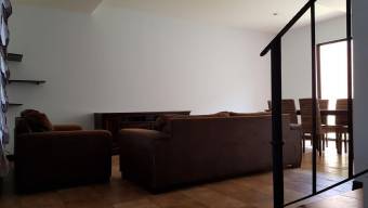 Bella casa dentro de residencial A.L. 20-436 Bella casa dentro de residencial A.L. 20-436