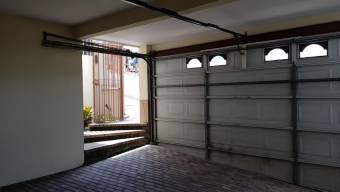 Bella casa dentro de residencial A.L. 20-436 Bella casa dentro de residencial A.L. 20-436