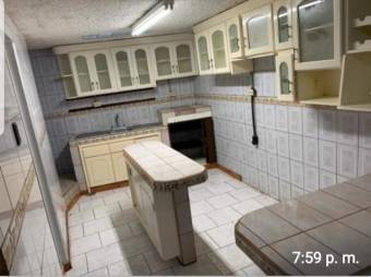 Bonita casa de 3Pisos  en  Venta, SanSebastián  CG-21-659