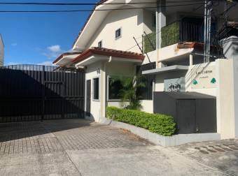 Venta de casa ubicada en  San José, Santa Ana, Piedades