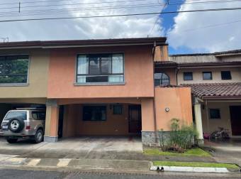 Venta de casa ubicada en  San José, Santa Ana, Santa Ana