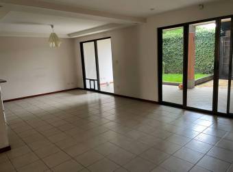 Venta de casa ubicada en  San José, Santa Ana, Santa Ana