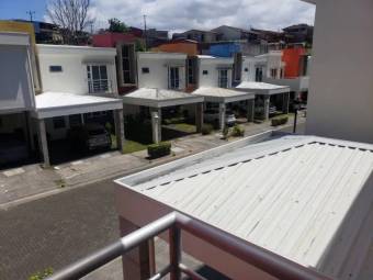 V#501 Linda Casa en Alquiler en Condominio Mar de Plata