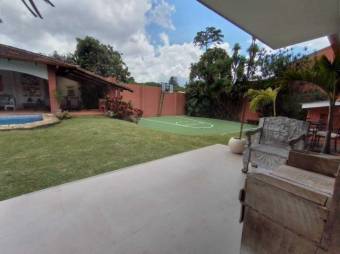 Preciosa casa a la venta A.L. 22-494