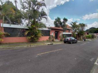 Preciosa casa a la venta A.L. 22-494