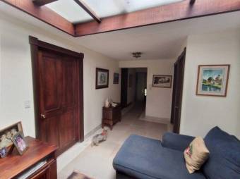 Preciosa casa a la venta A.L. 22-494