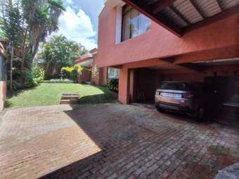 Preciosa casa a la venta A.L. 22-494