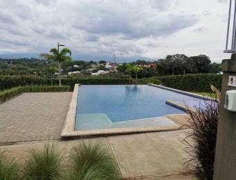 se alquila casa nueva con patio amplio en San Rafel de Alajuela 22-485