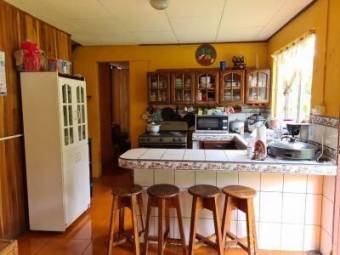 MLS-21-2213 VENTA CASA VERBENA NORTE TURRIALBA MLS-21-2213 VENTA CASA VERBENA NORTE TURRIALBA