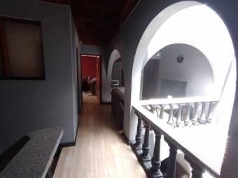 MLS-22-650 VENTA CASA TREJOS MONTEALEGRE SAN JOSE