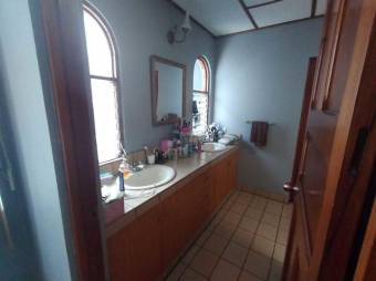 MLS-22-650 VENTA CASA TREJOS MONTEALEGRE SAN JOSE MLS-22-650 VENTA CASA TREJOS MONTEALEGRE SAN JOSE