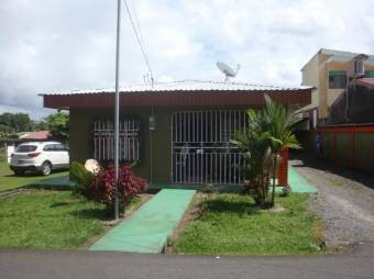 Bonita casa en  Venta, Guapiles  CG-20-1183